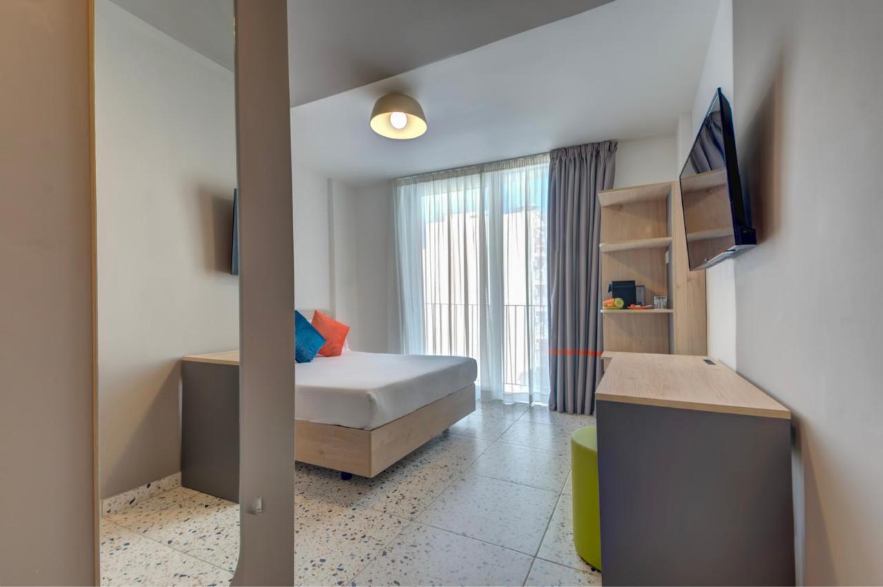 Quadro Hotel, Trademark Collection By Wyndham San Ġiljan Kültér fotó