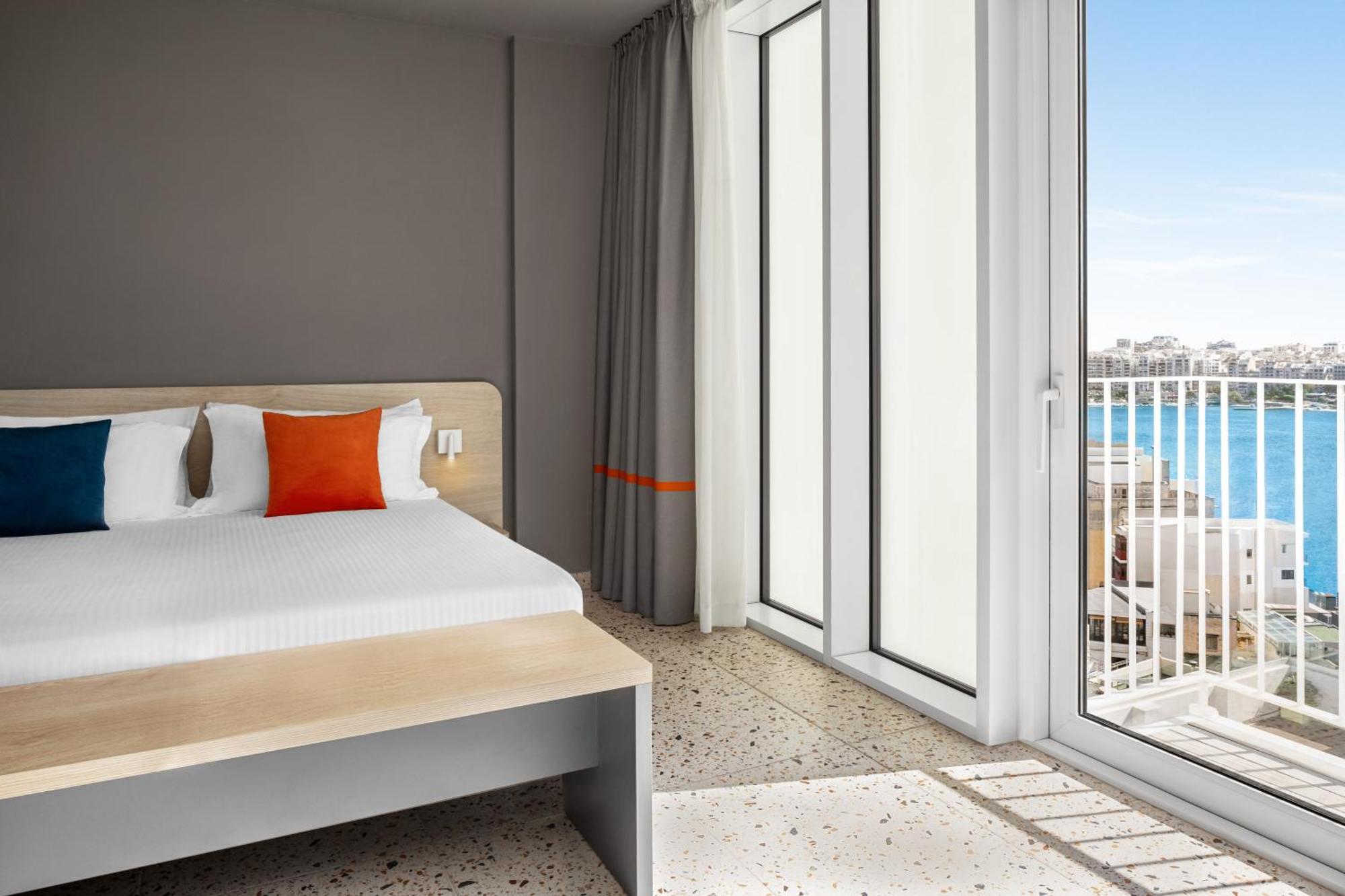 Quadro Hotel, Trademark Collection By Wyndham San Ġiljan Kültér fotó