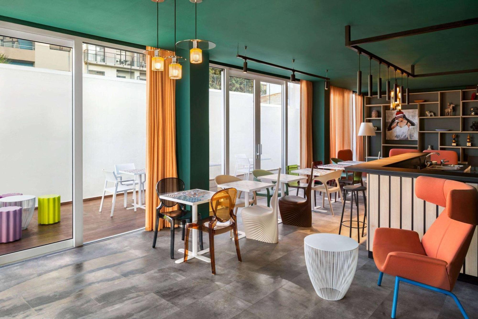Quadro Hotel, Trademark Collection By Wyndham San Ġiljan Kültér fotó