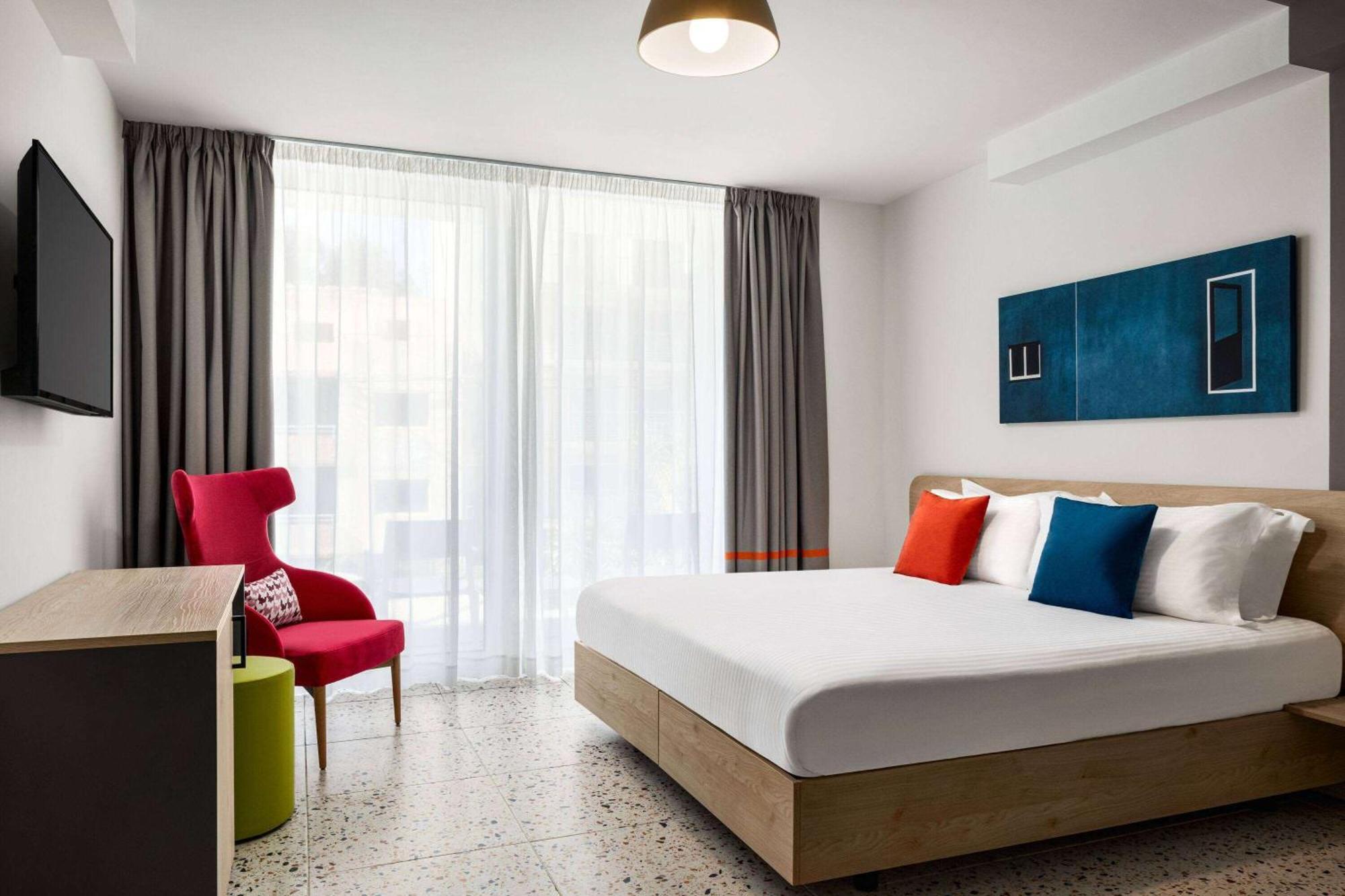 Quadro Hotel, Trademark Collection By Wyndham San Ġiljan Kültér fotó